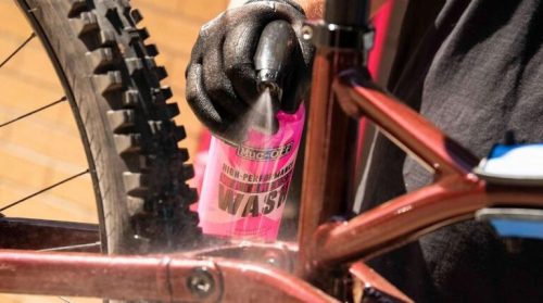 Muc-Off High Performance Waterless Wash – Víz nélküli tisztító 750ml