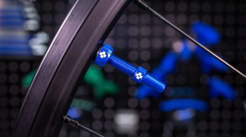 Muc-Off Tubeless szelep 44mm Kék V2