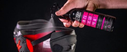 Muc-Off Anti Odour – szagtalanító spray 250ml