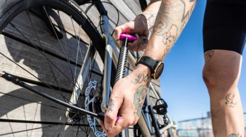Muc-Off AirMach Carbon minipumpa