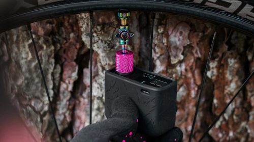 Muc-Off AirMach Electric mini pumpa